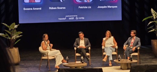 Painel Cultura e Liderança Humanizada no palco do Community
